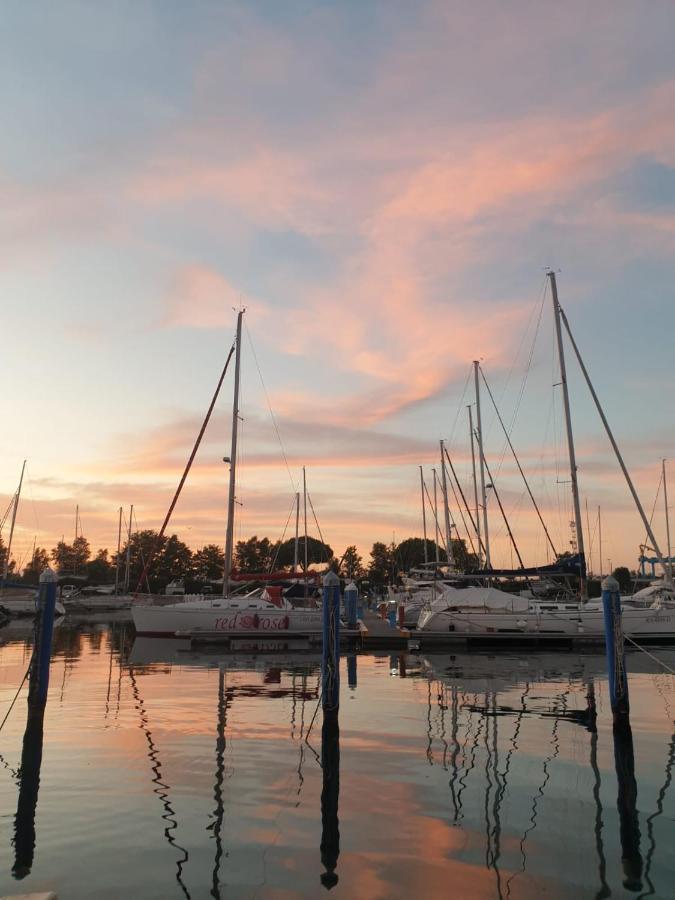 Marina Degli Estensi Floating Resort Llido Degli Estensi Εξωτερικό φωτογραφία