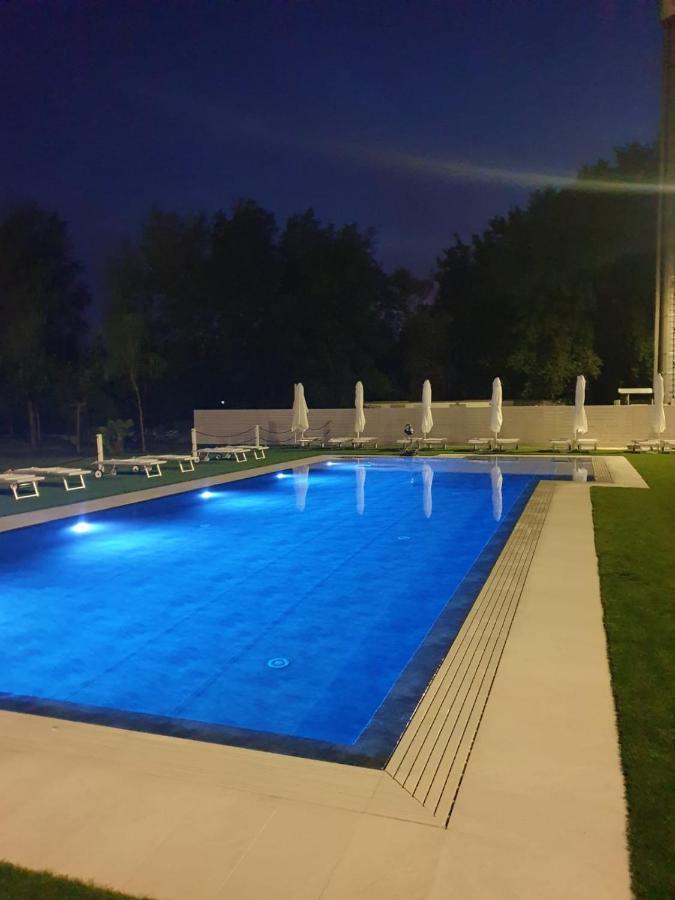 Marina Degli Estensi Floating Resort Llido Degli Estensi Εξωτερικό φωτογραφία