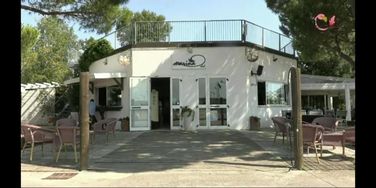 Marina Degli Estensi Floating Resort Llido Degli Estensi Εξωτερικό φωτογραφία