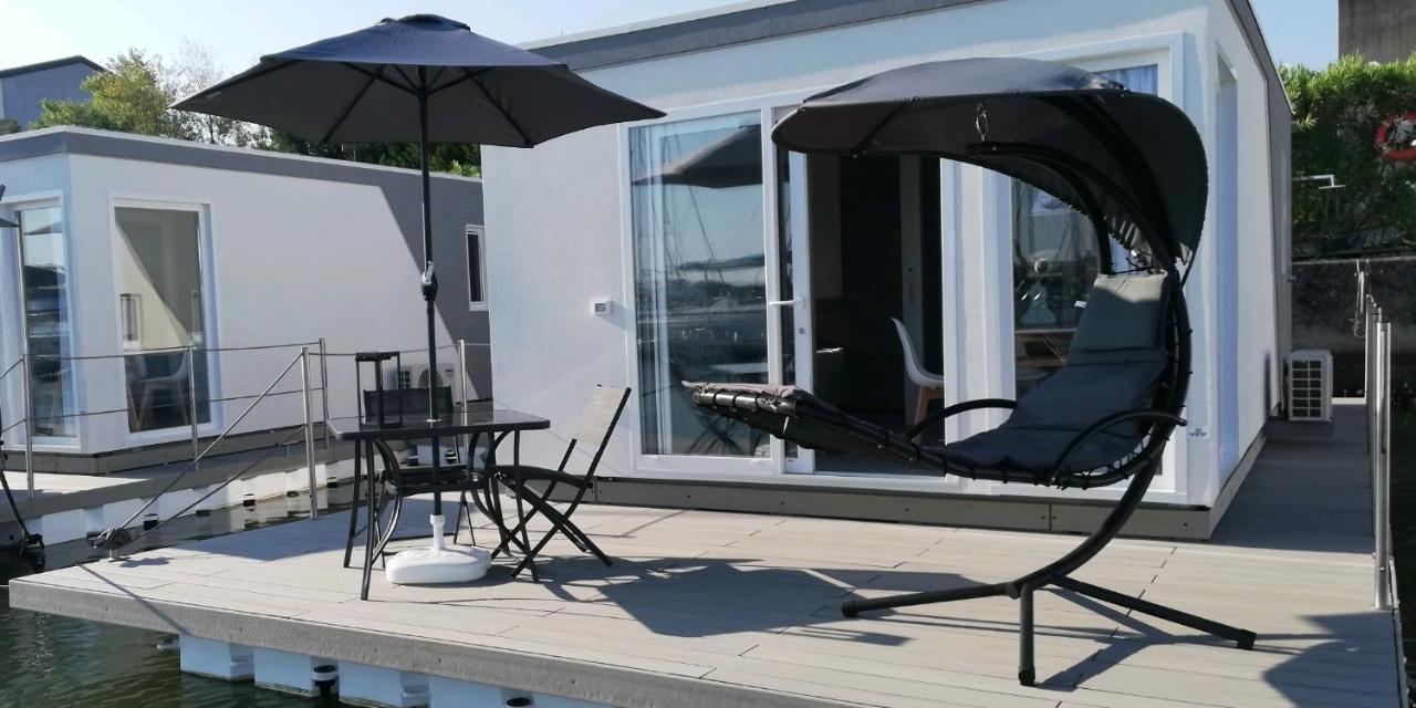 Marina Degli Estensi Floating Resort Llido Degli Estensi Εξωτερικό φωτογραφία