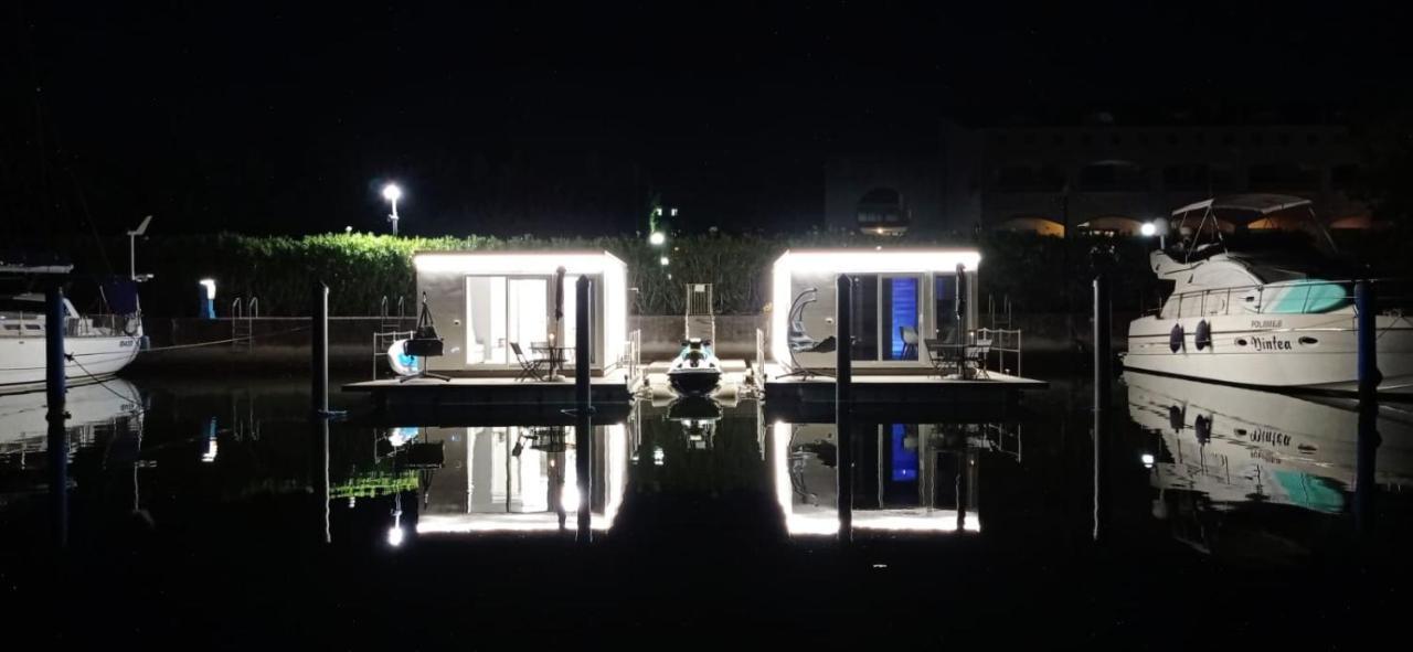 Marina Degli Estensi Floating Resort Llido Degli Estensi Εξωτερικό φωτογραφία