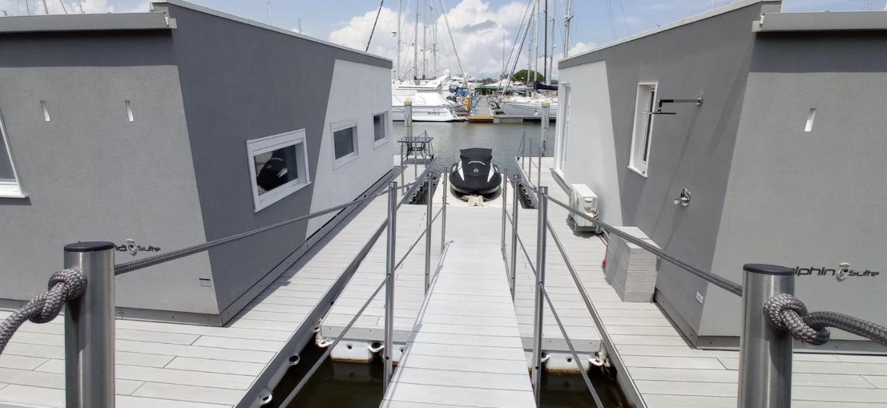 Marina Degli Estensi Floating Resort Llido Degli Estensi Εξωτερικό φωτογραφία