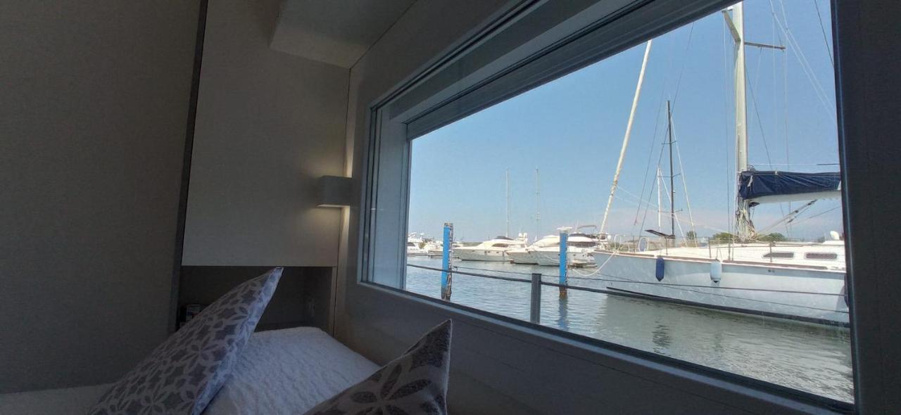 Marina Degli Estensi Floating Resort Llido Degli Estensi Εξωτερικό φωτογραφία