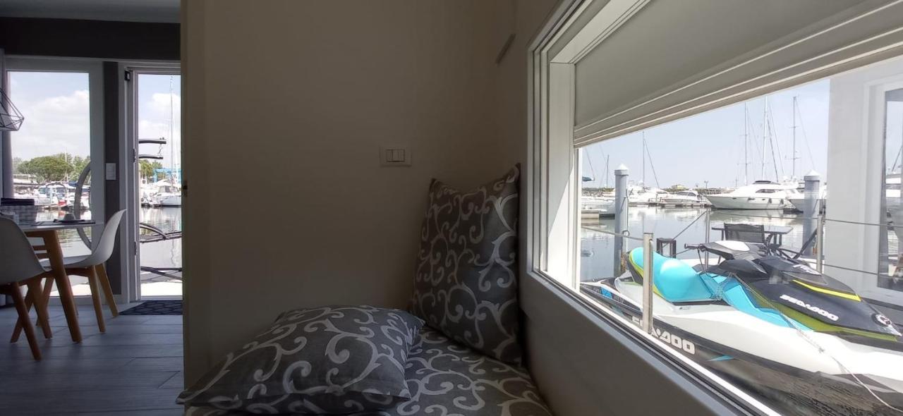 Marina Degli Estensi Floating Resort Llido Degli Estensi Εξωτερικό φωτογραφία